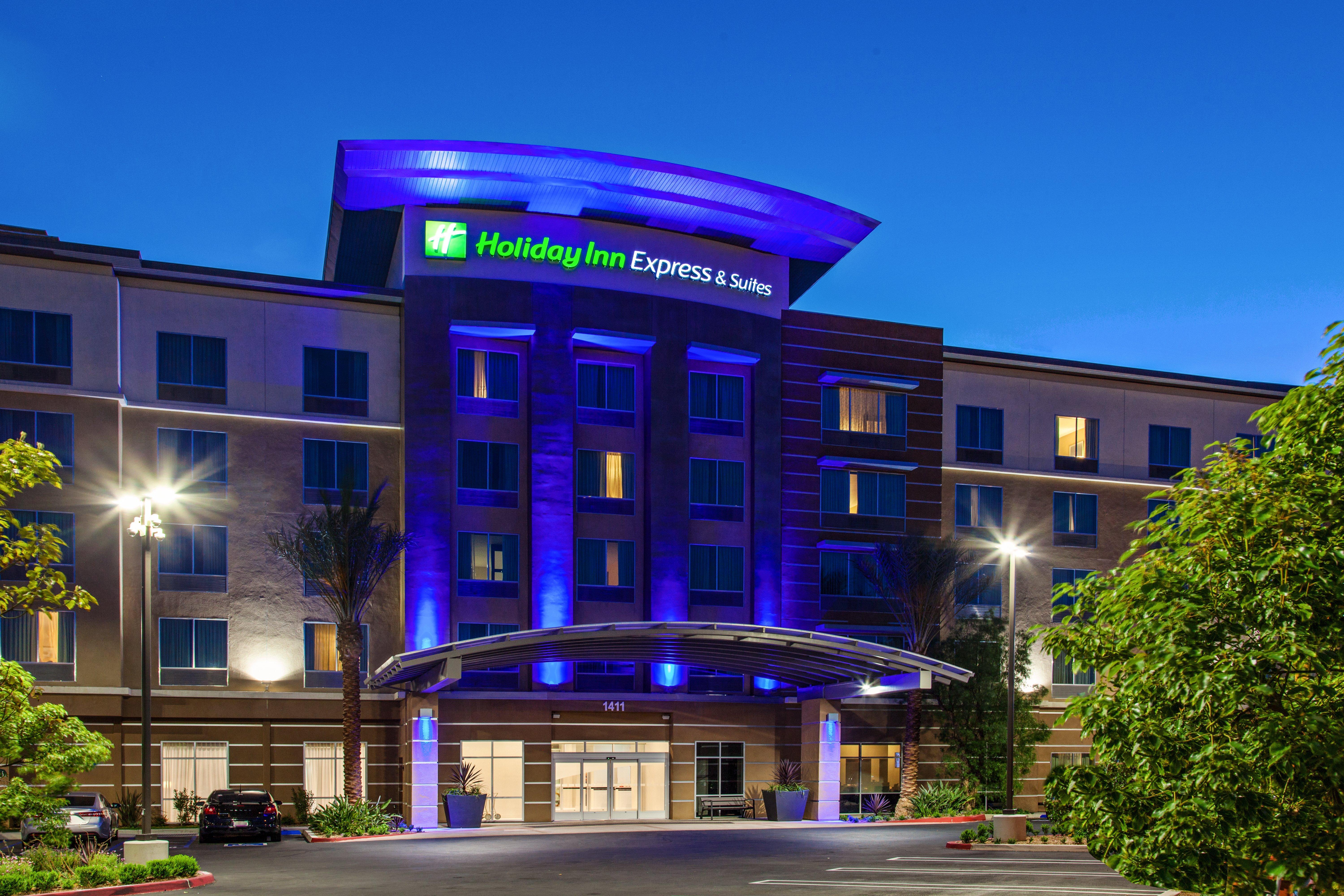 Holiday Inn Express & Suites Anaheim Resort Area By Ihg Kültér fotó