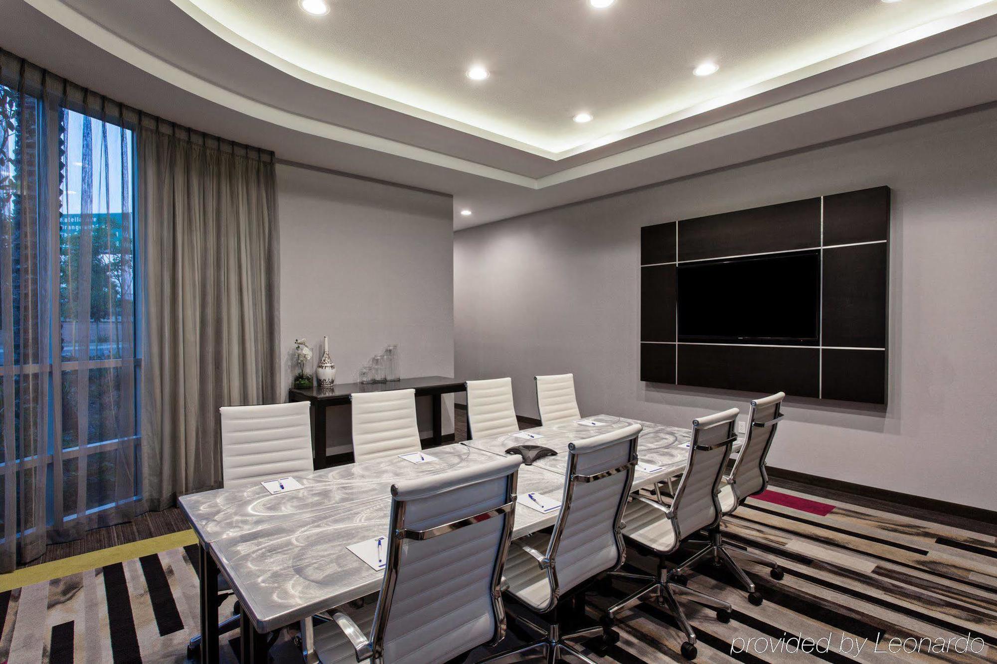 Holiday Inn Express & Suites Anaheim Resort Area By Ihg Kültér fotó