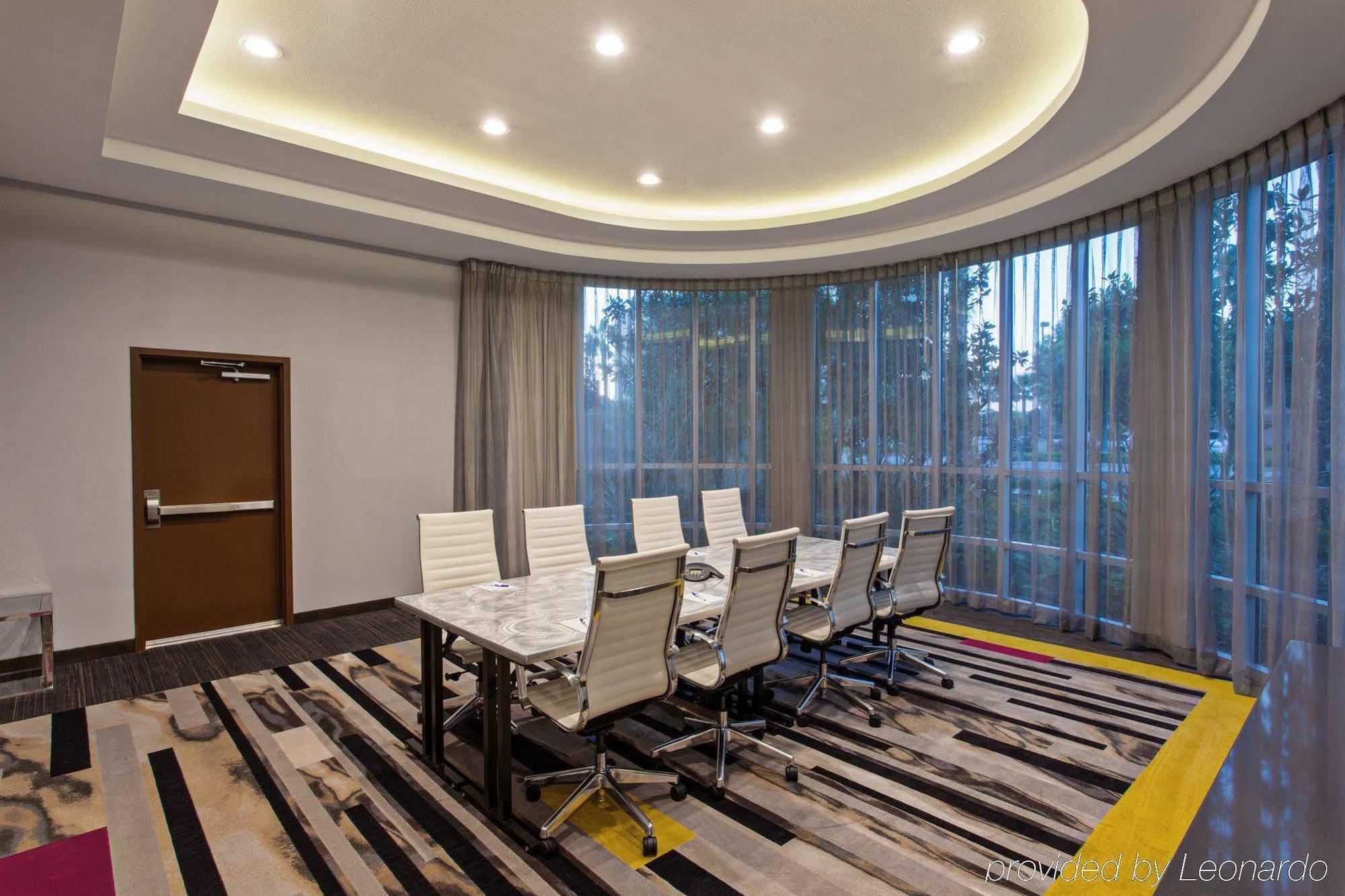 Holiday Inn Express & Suites Anaheim Resort Area By Ihg Kültér fotó