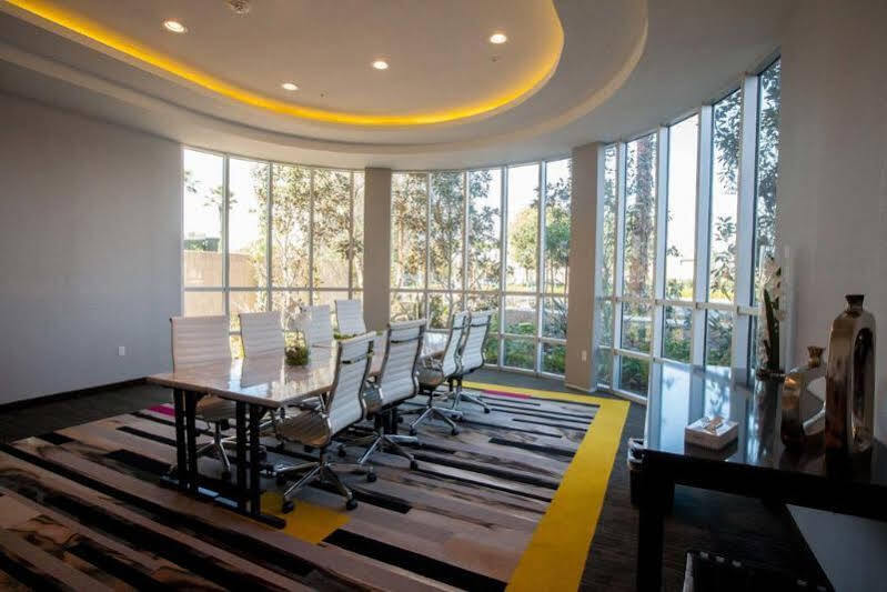 Holiday Inn Express & Suites Anaheim Resort Area By Ihg Kültér fotó